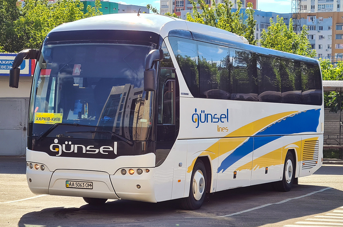 Киев, Neoplan P21 N2216SHD Tourliner SHD № AA 5063 OM