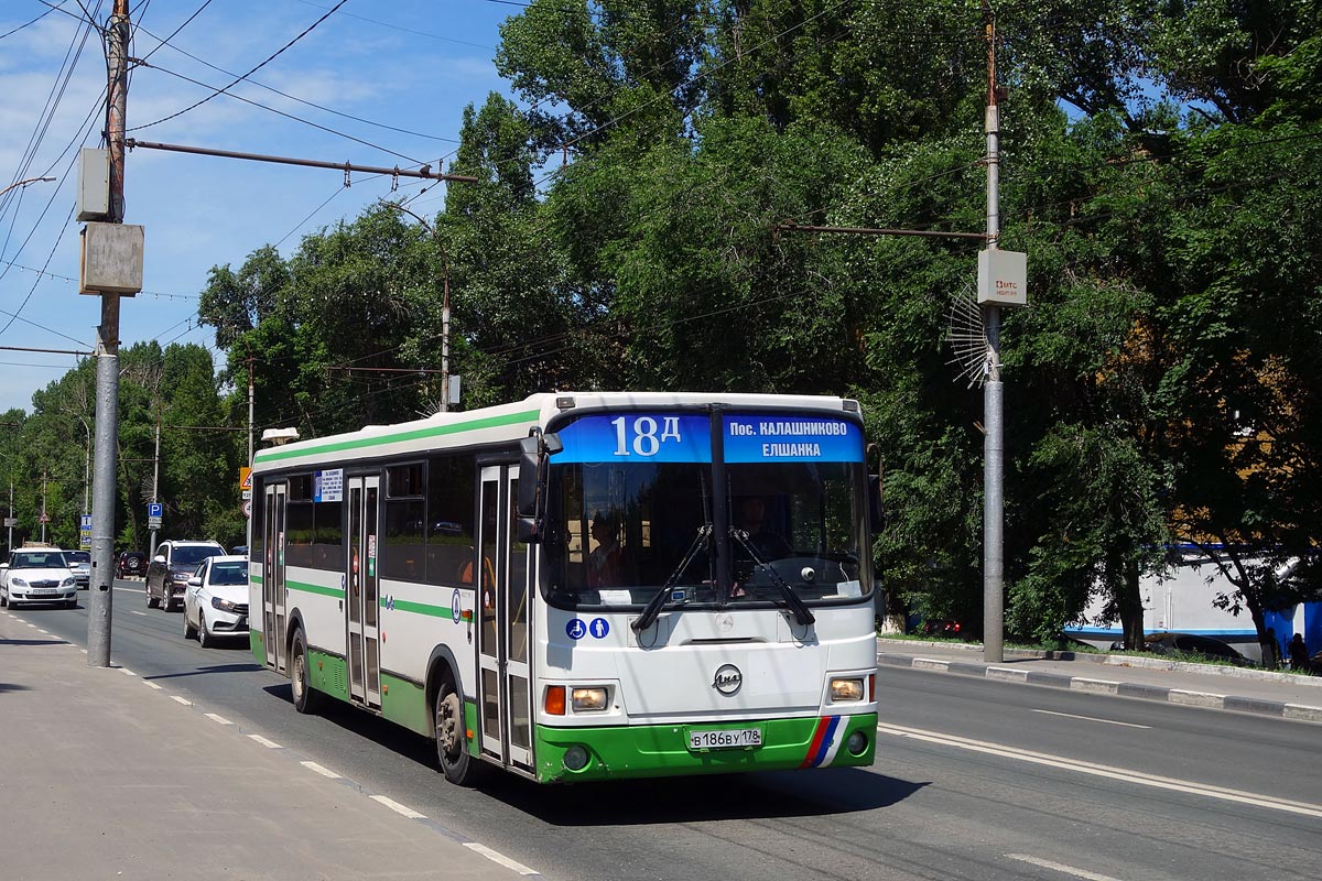 Саратовская область, ЛиАЗ-5293.53 № В 186 ВУ 178