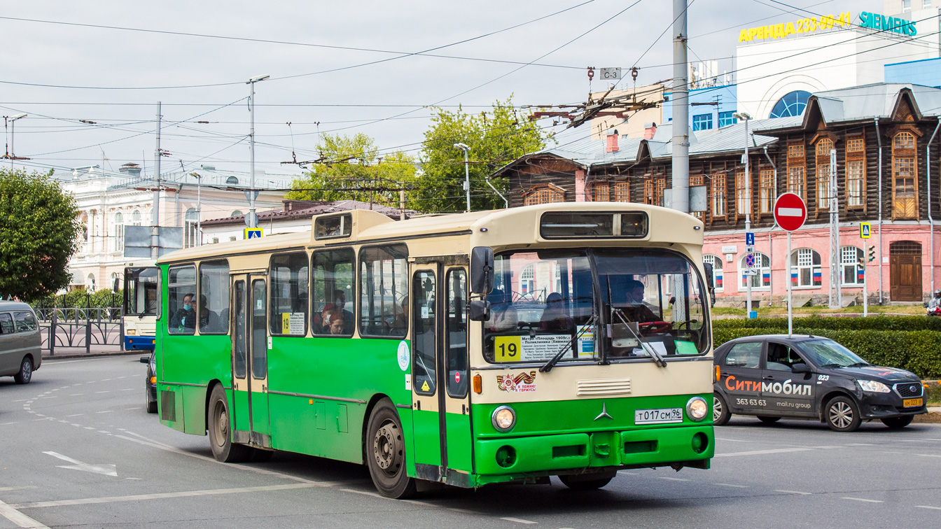 Sverdlovsk region, Mercedes-Benz O305 Nr. Т 017 СМ 96