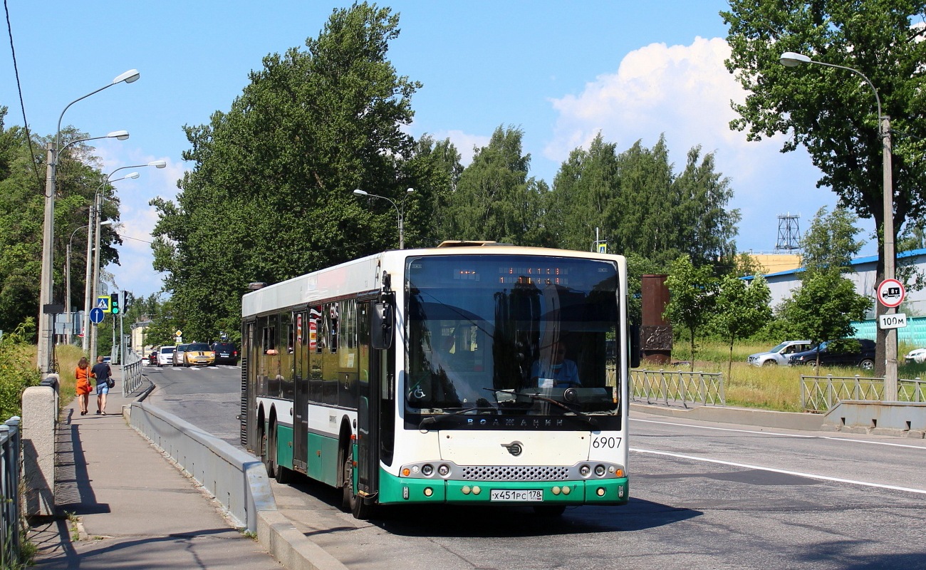 Санкт-Петербург, Волжанин-6270.06 