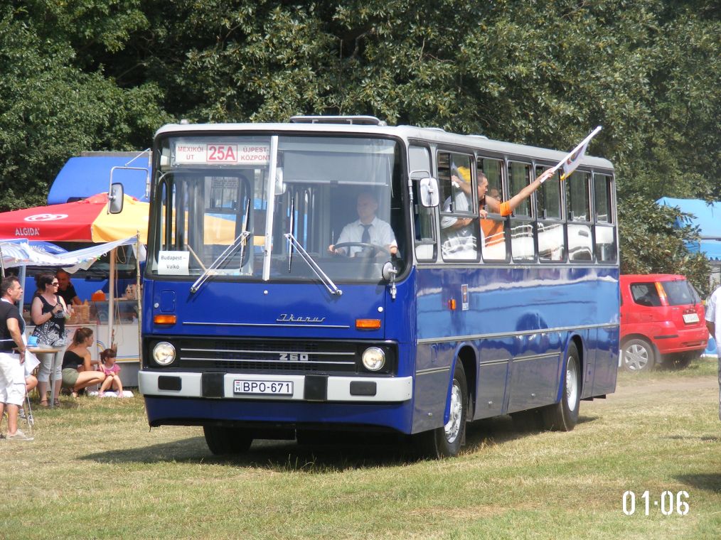 Венгрия, Ikarus 260.00 № 06-71; Венгрия — I. Ikarus, Csepel és Pannónia Találkozó, Valkó (2013)