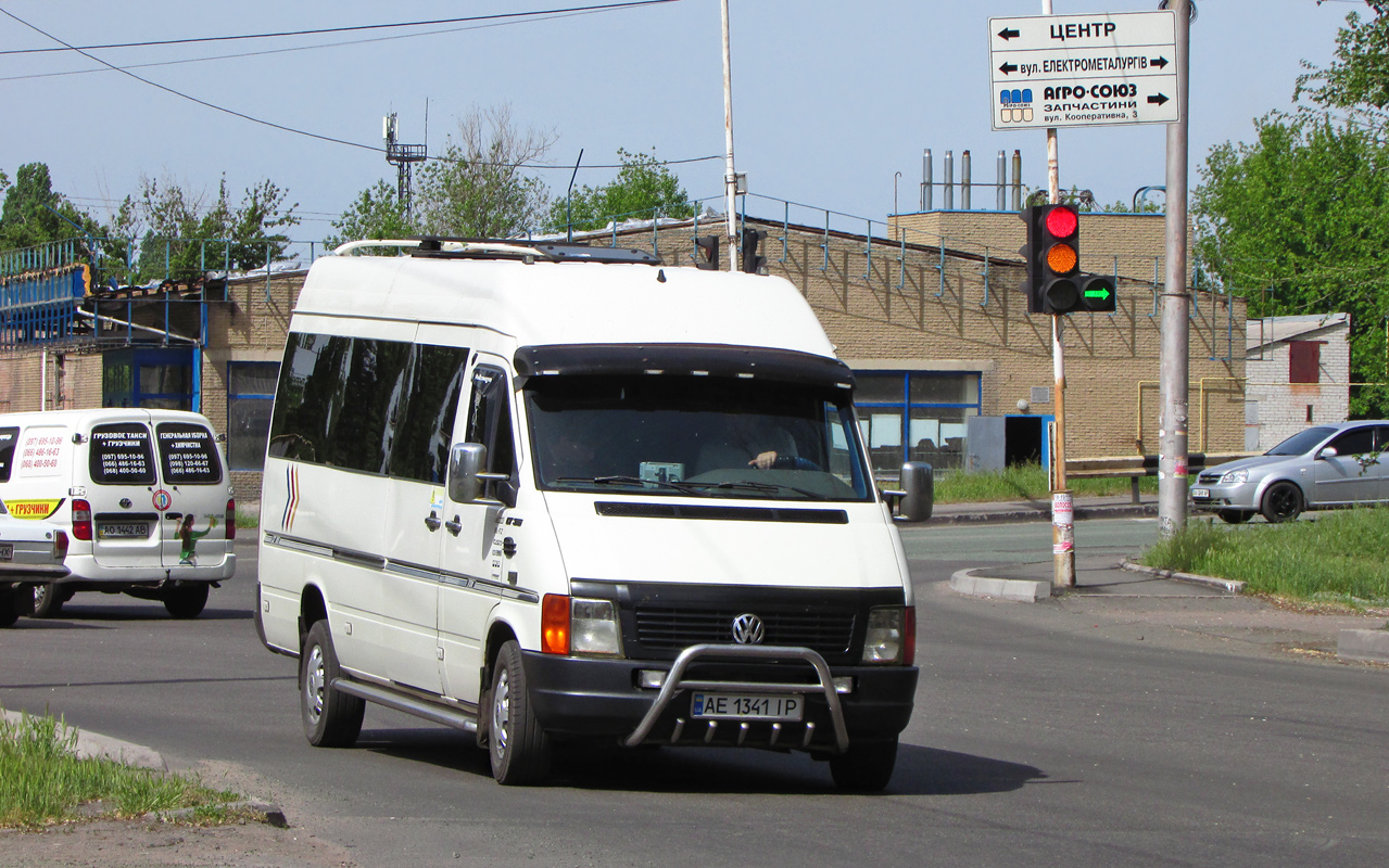 Днепропетровская область, Volkswagen LT35 № AE 1341 IP