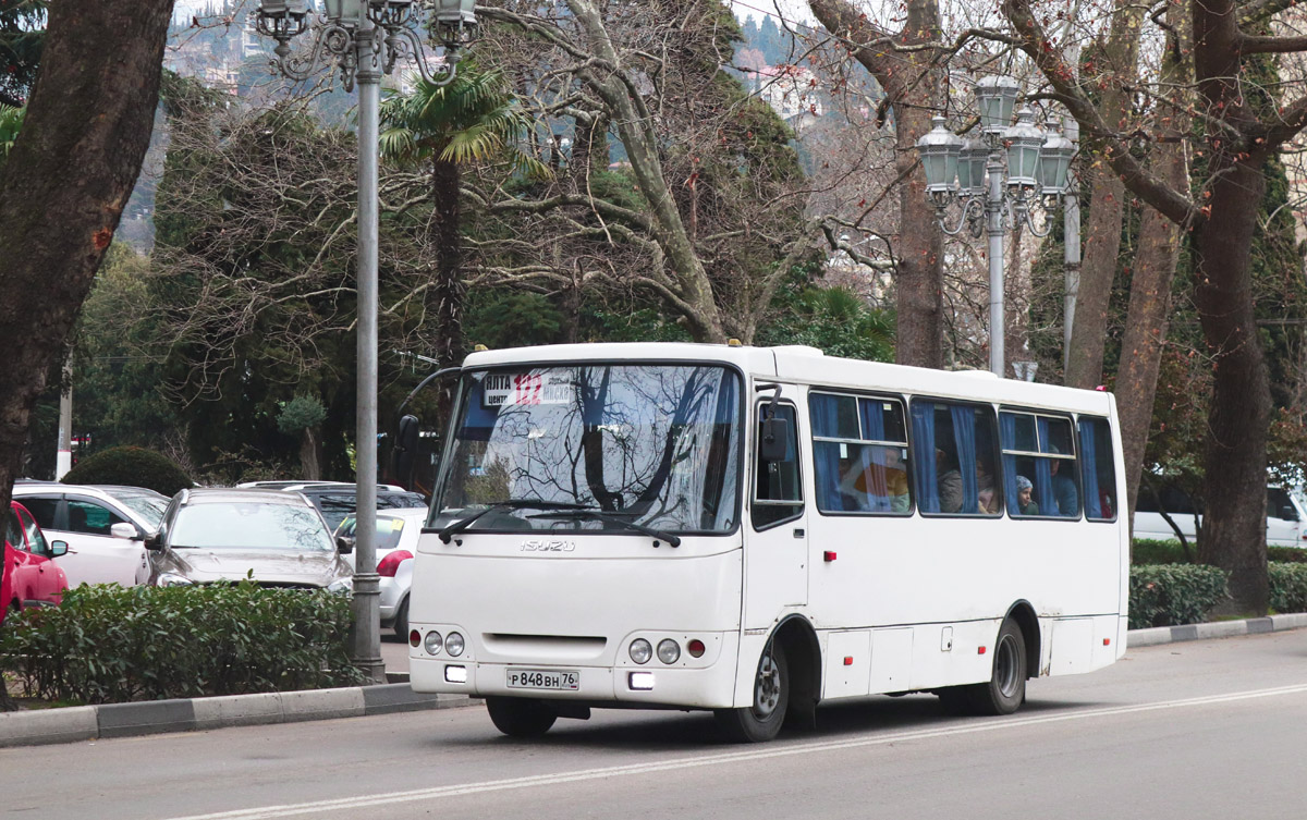 Белгород крым автобус. 122 Ялта. Ялта маршрут 122 автобуса. Камышин Крым автобус. 122 Маршрут Луганск.