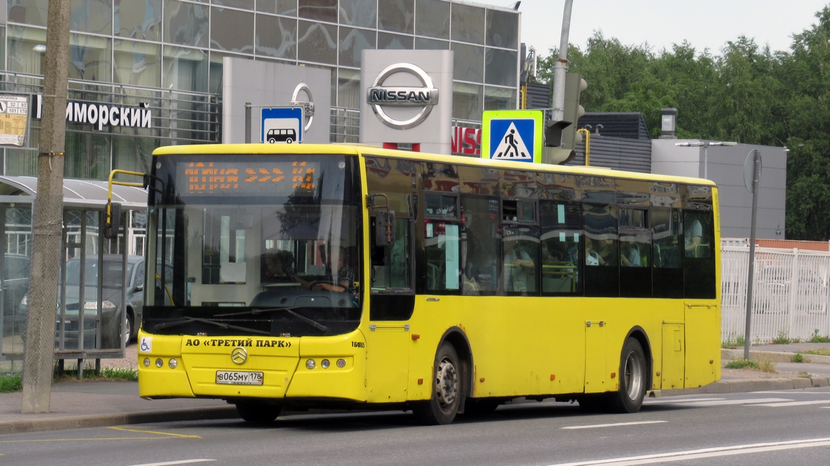 Санкт-Петербург, Golden Dragon XML6125CR № В 065 МУ 178