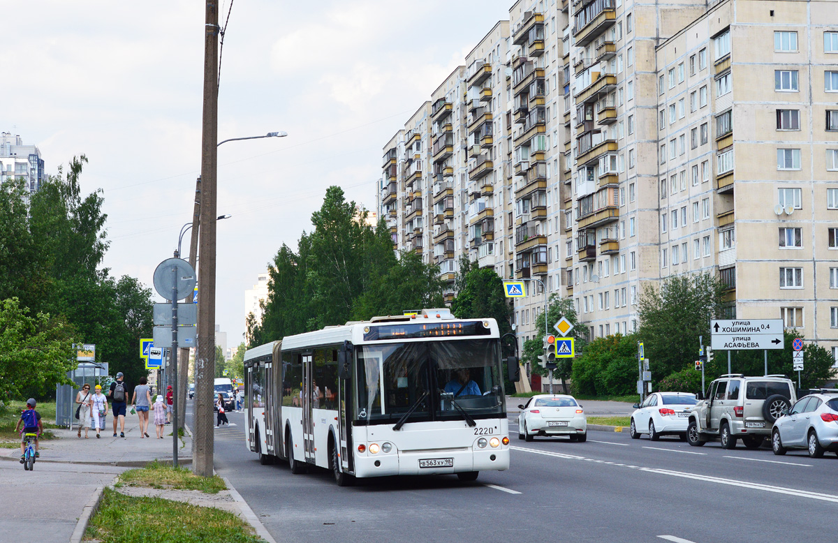 Санкт-Петербург, ЛиАЗ-6213.20 № 2220