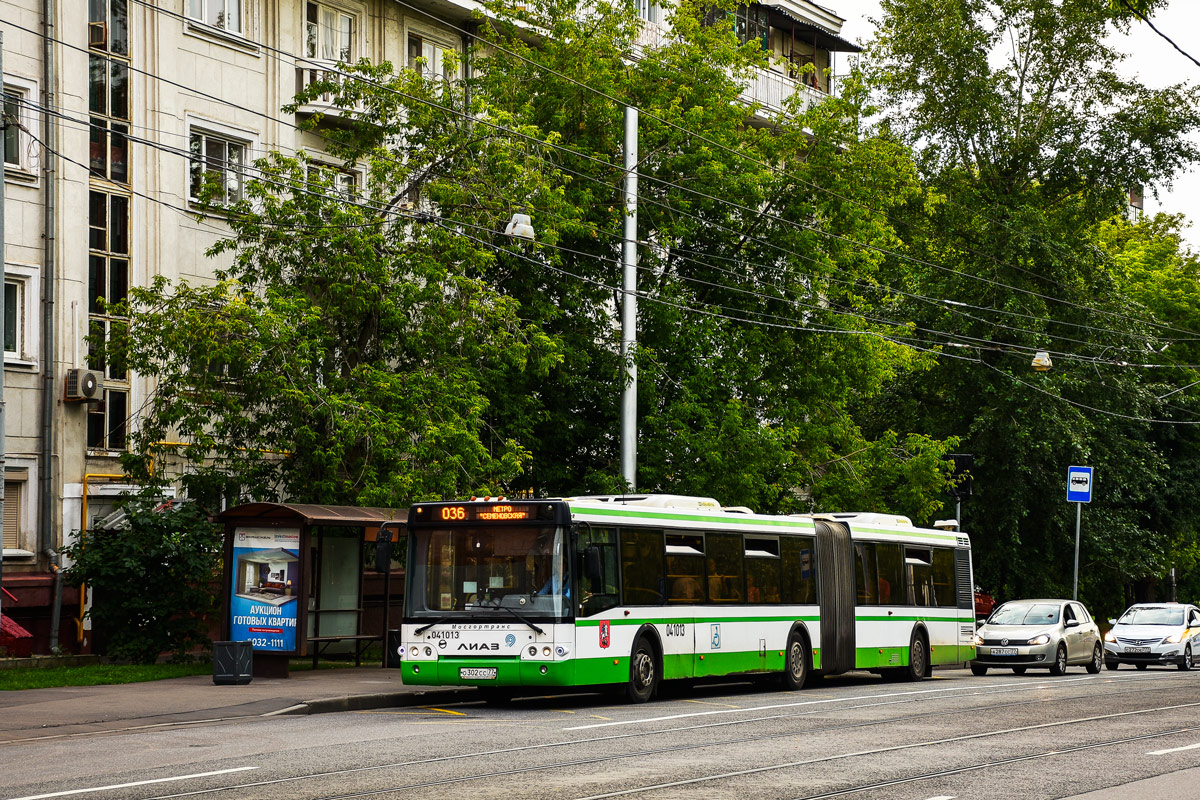 Moskwa, LiAZ-6213.22 Nr 041013