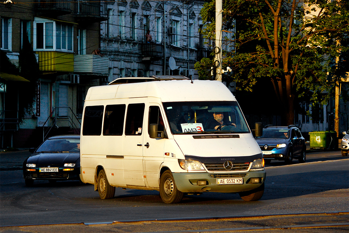 Днепропетровская область, Universāls № AE 0532 KM