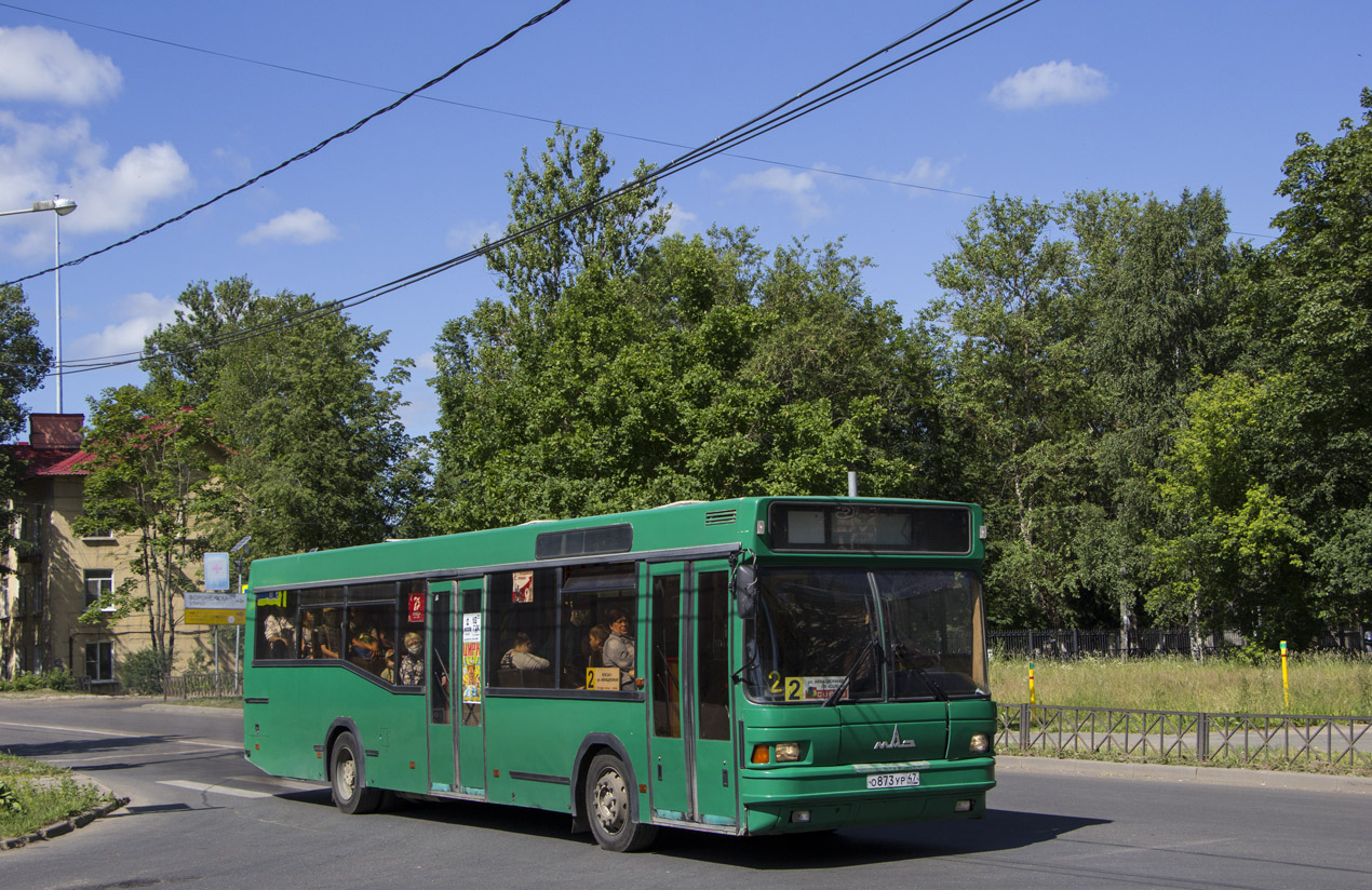 Ленінградская вобласць, МАЗ-104.С20 № О 873 УР 47