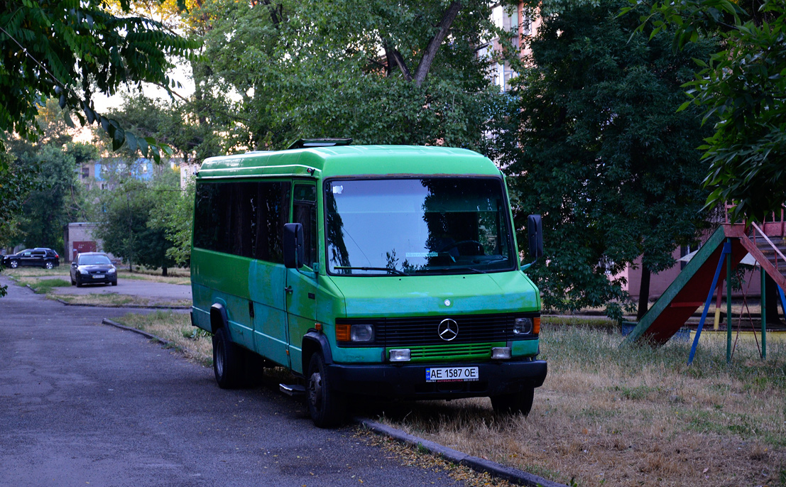 Дніпропетровська область, Mercedes-Benz T2 711D № AE 1587 OE