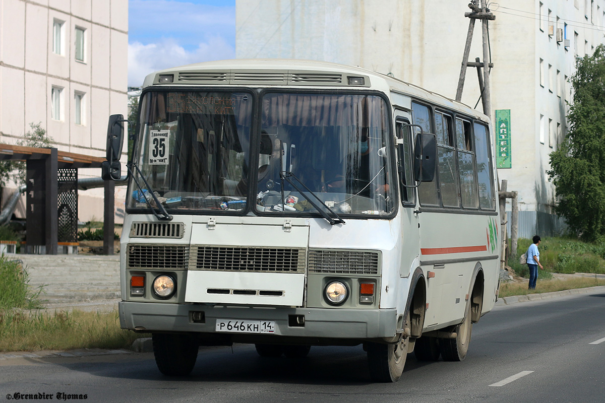 Jakutien Republik, PAZ-32054 Nr. Р 646 КН 14