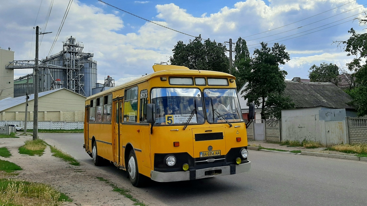 Kirovograd region, LiAZ-677M sz.: BA 0356 AA