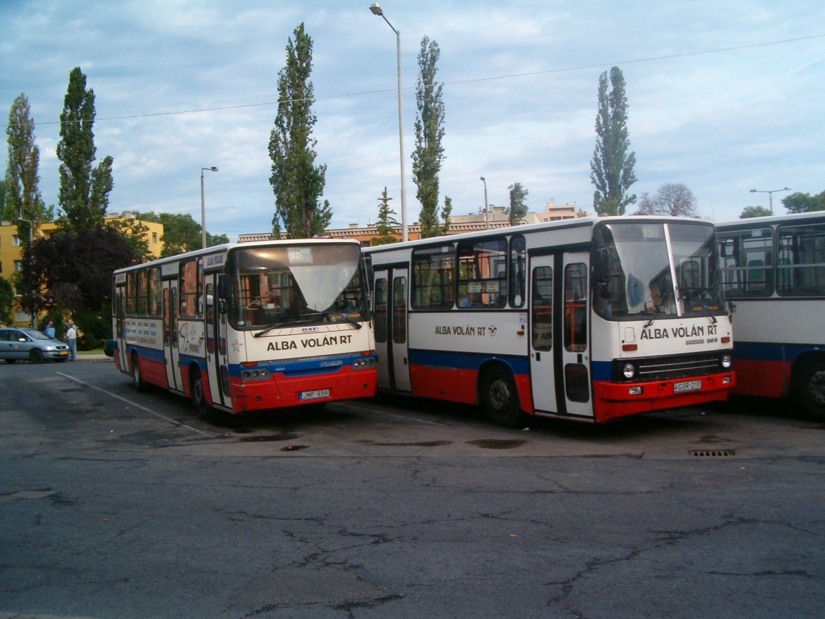 Венгрия, Ikarus C63.13 № GTU-551; Венгрия, Ikarus 263.11 № GSR-217