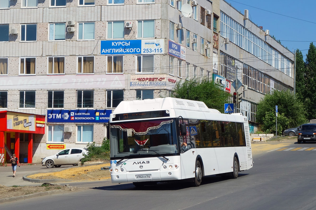 Saratov region, LiAZ-5292.67 (CNG) # В 962 СХ 164