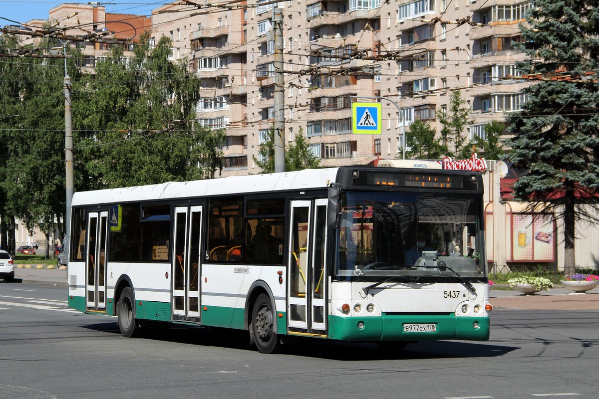 Санкт-Петербург, ЛиАЗ-5292.60 № 5437