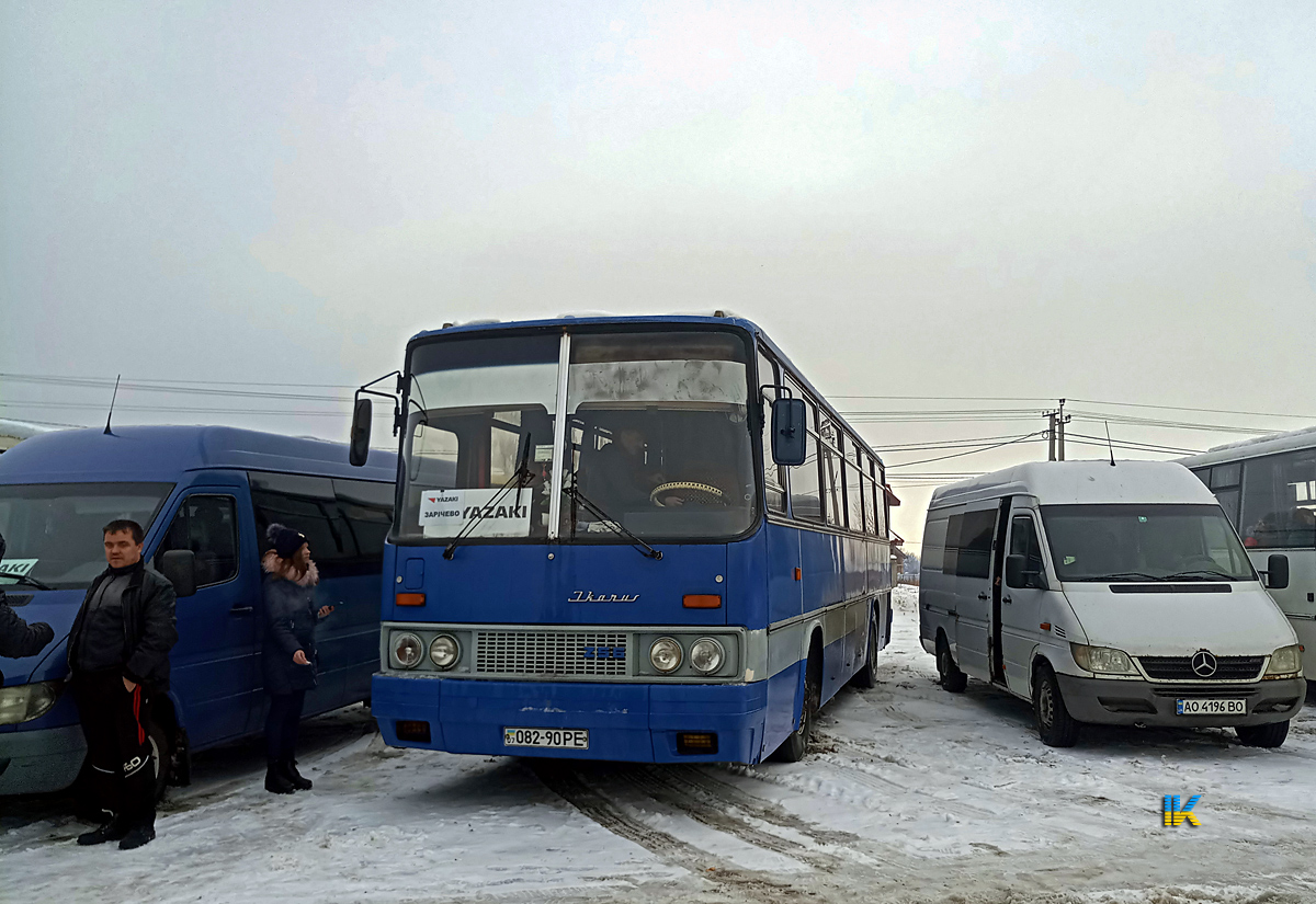 Закарпатская область, Ikarus 256.74 № 082-90 РЕ