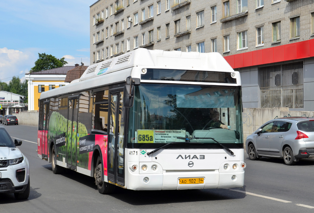 Szentpétervár, LiAZ-5292.67 (CNG) sz.: 4171