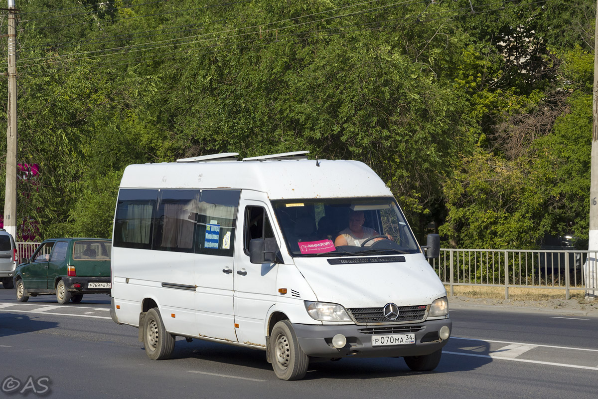 Волгоградская область, Mercedes-Benz Sprinter W903 311CDI № Р 070 МА 34