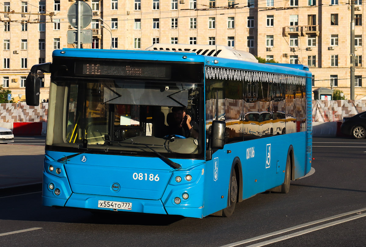 Moskau, LiAZ-5292.65 Nr. 08186