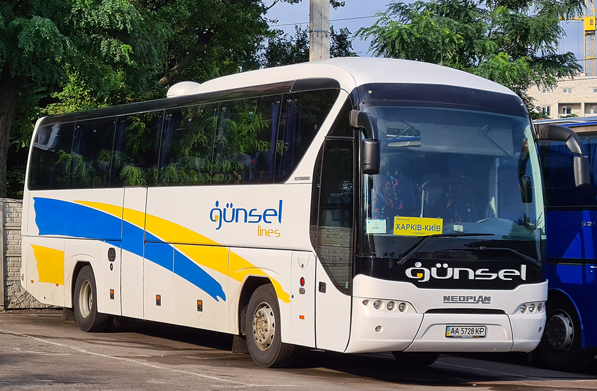 Киев, Neoplan P21 N2216SHD Tourliner SHD № AA 5728 KP