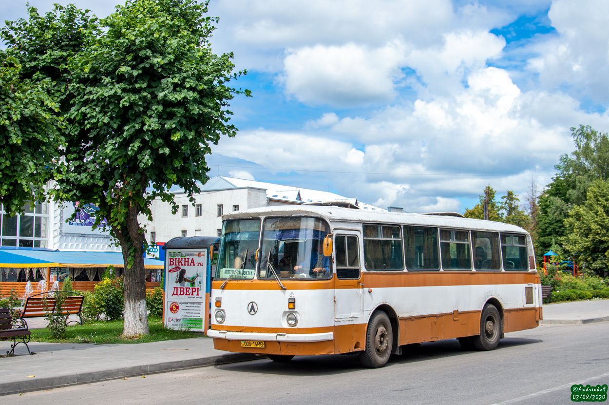 Cherkassy region, LAZ-695N # 008-14 МВ