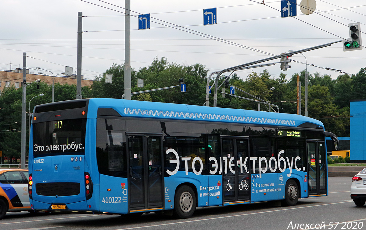 Moskau, KAMAZ-6282 Nr. 410122