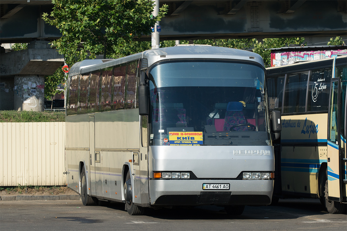 Ивано-Франковская область, Neoplan N316SHD Transliner № AT 4461 AO