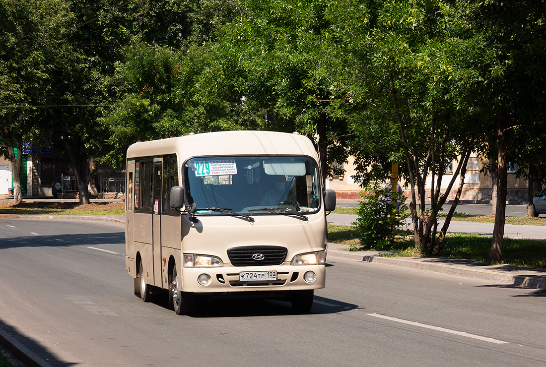 Башкортостан, Hyundai County SWB C08 (РЗГА) № К 724 ТР 102