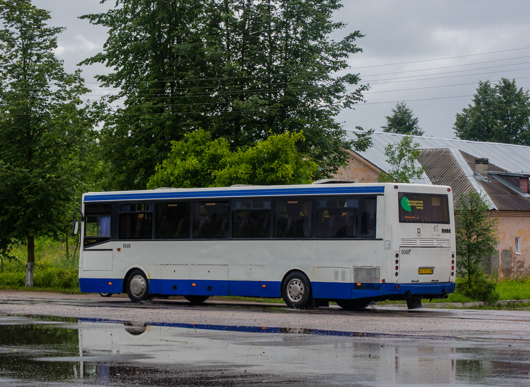 Псковская область, ЛиАЗ-5256.33 (ГолАЗ) № 1001