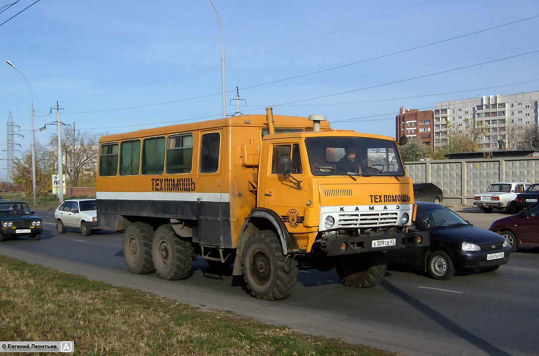 Самарская область, НефАЗ-4208 № Е 309 СВ 63