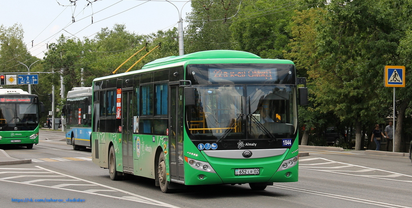 Алматы, Yutong ZK6118HGA № 1844