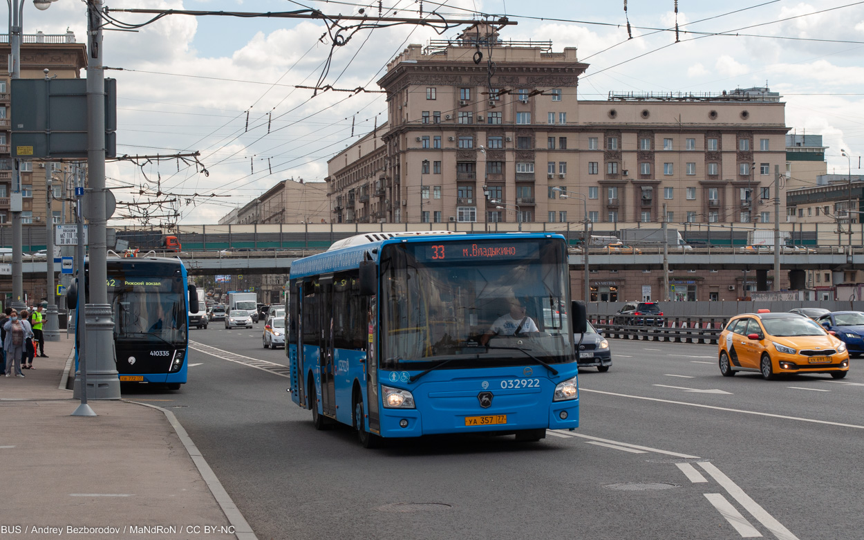 Москва, ЛиАЗ-4292.60 (1-2-1) № 032922