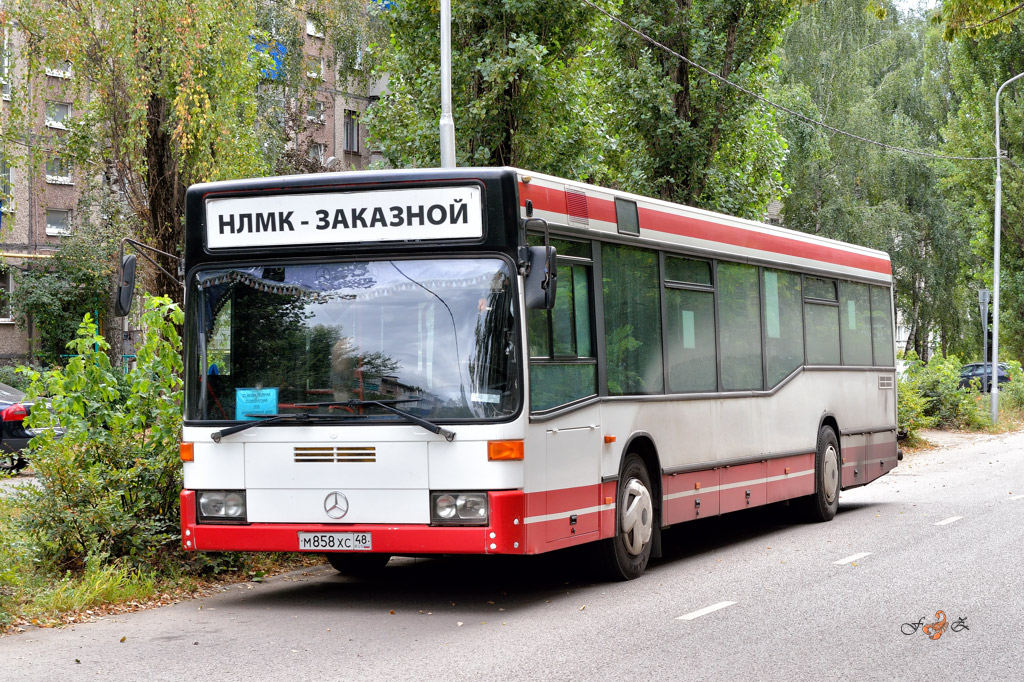 Lipetsk region, Mercedes-Benz O405N2 № М 858 ХС 48