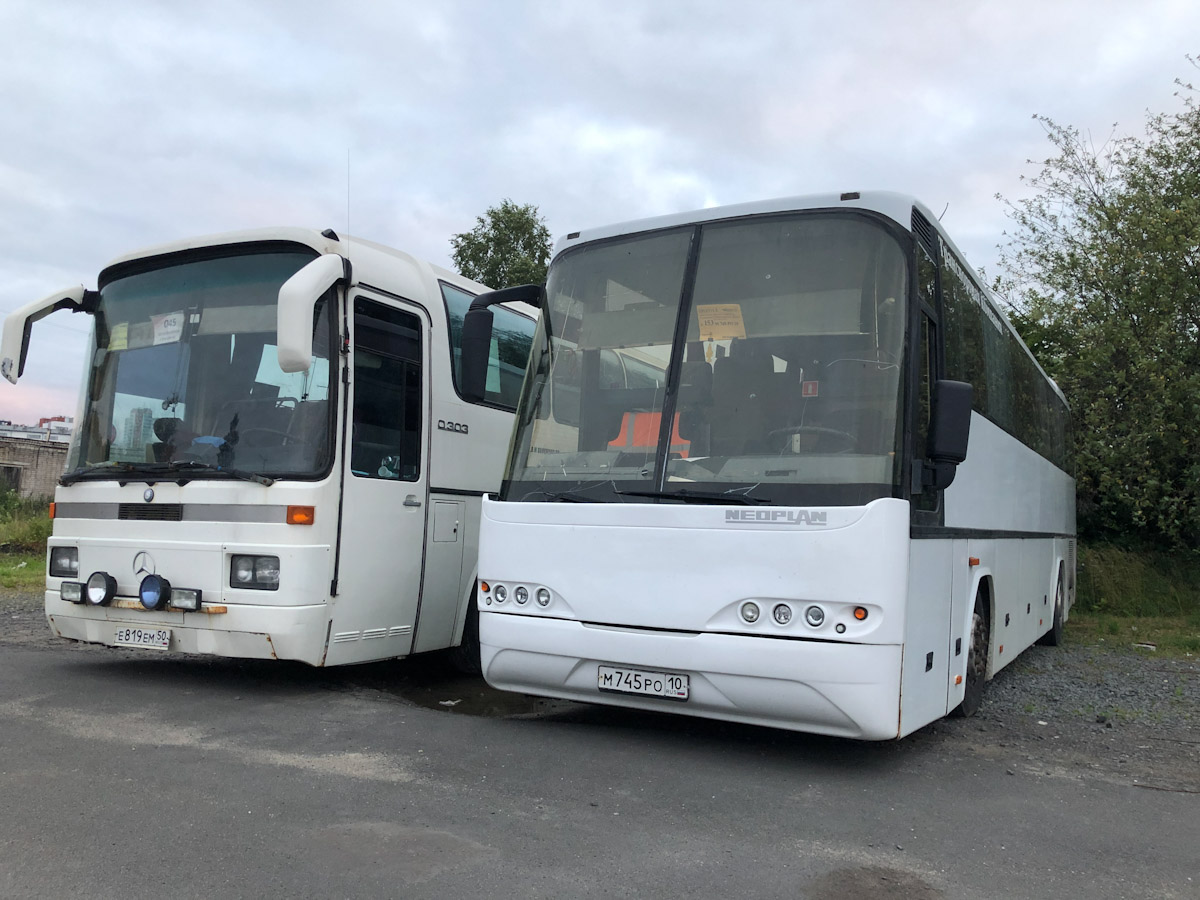 Карелия, Neoplan N316SHD Transliner № М 745 РО 10