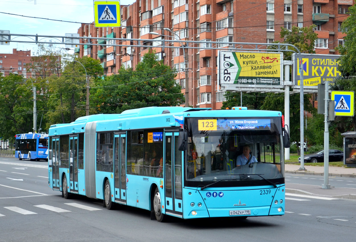 Санкт-Пецярбург, МАЗ-216.066 № 2339