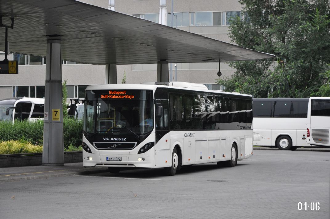 Венгрия, Volvo 8900 № MXU-922