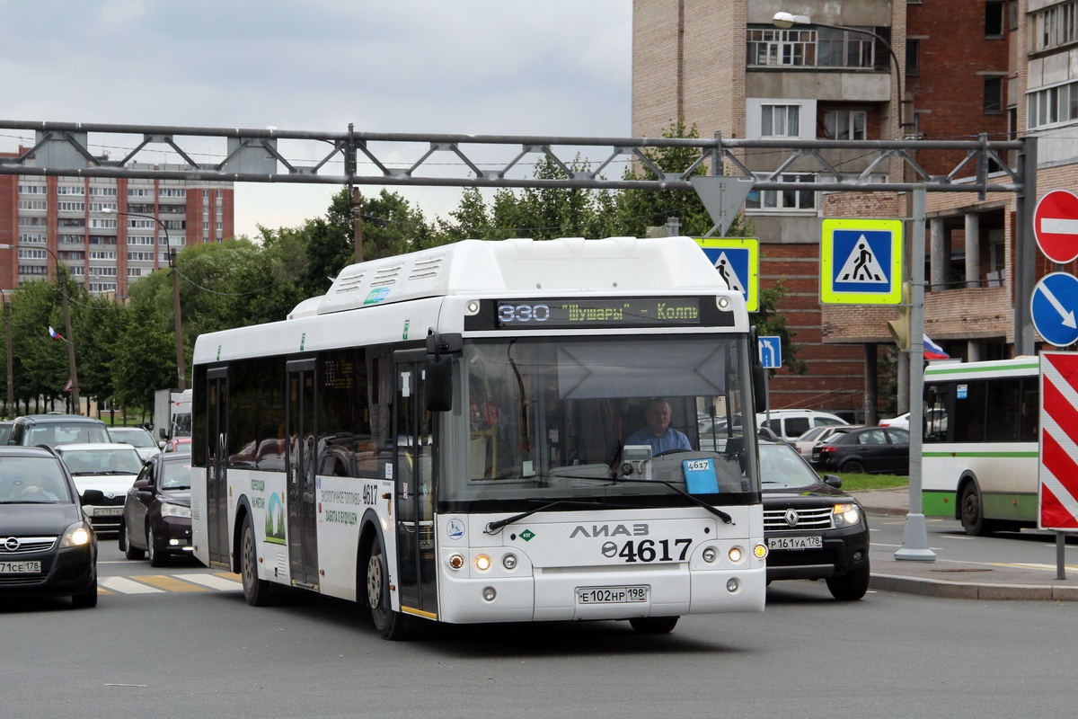 Szentpétervár, LiAZ-5292.67 (CNG) sz.: 4617