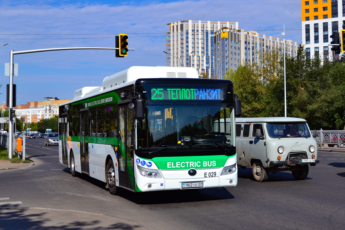 Астана, Yutong E12LF (ZK6128BEVG) (СарыаркаАвтоПром) № E029