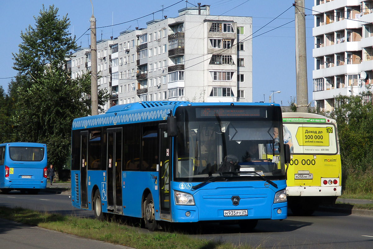 Архангельская область, ЛиАЗ-4292.60 (1-2-1) № 7105