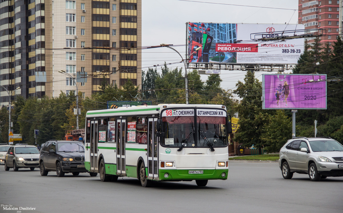 Новосибирская область, ЛиАЗ-5256.36 № В 487 ХО 154