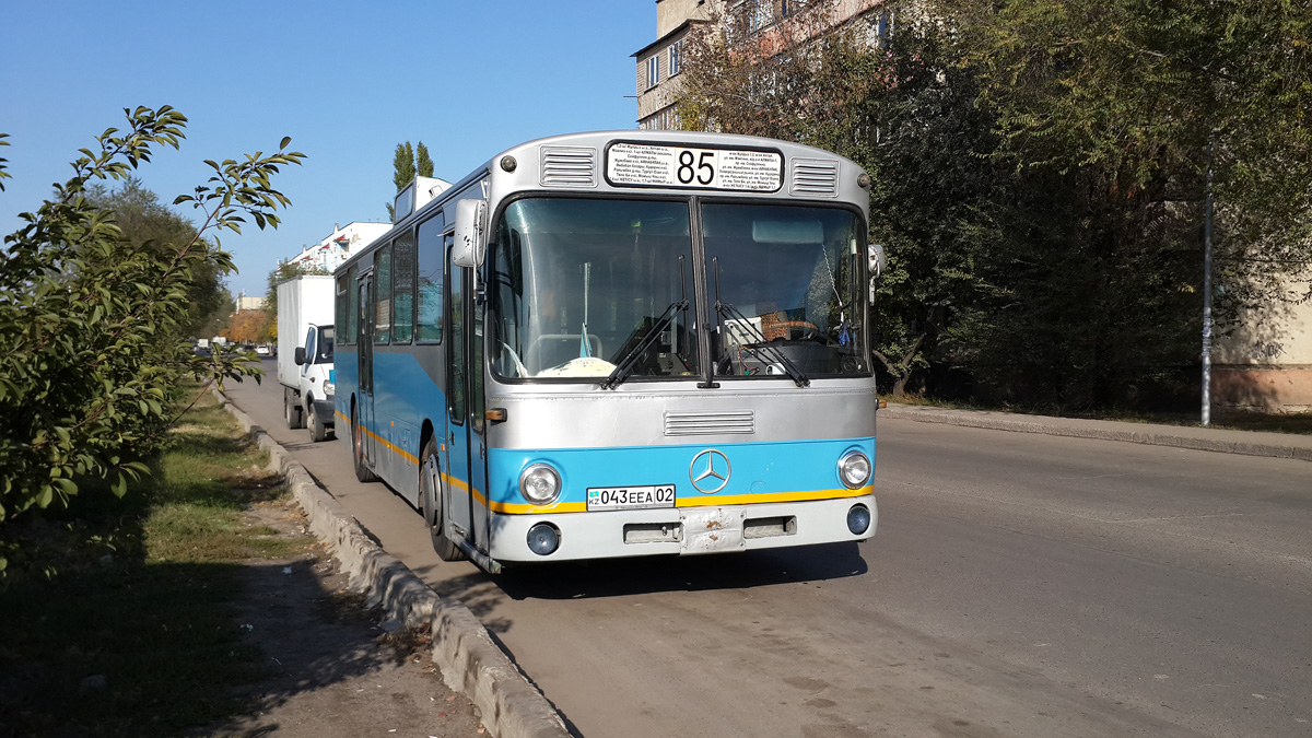 Алматы, Mercedes-Benz O305 № 043 EEA 02