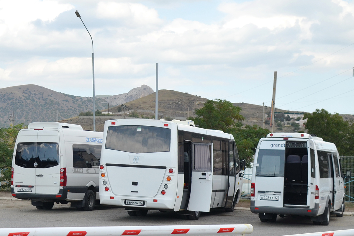 Republika Krym, Neman-420224-511 Nr Е 644 ОК 82; Republika Krym, Luidor-223237 (MB Sprinter Classic) Nr В 143 АР 82; Republika Krym — Miscellaneous photos