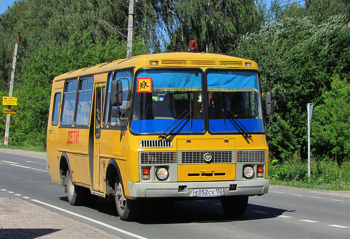 Нижегородская область, ПАЗ-32053-70 № Е 052 СХ 152