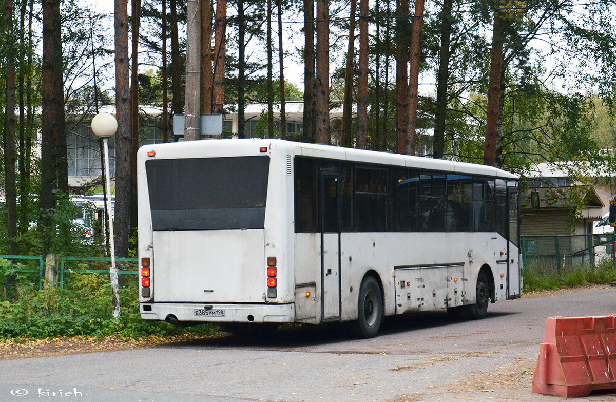 Санкт-Петербург, Волжанин-52702-10-02 № Е 385 УМ 198