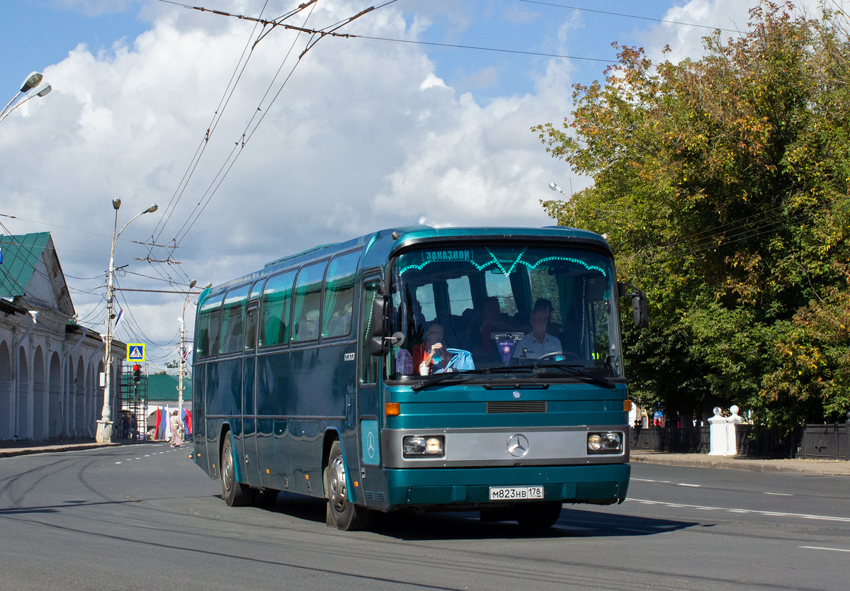 Костромская область, Mercedes-Benz O303-15RHS Лидер № М 823 НВ 178