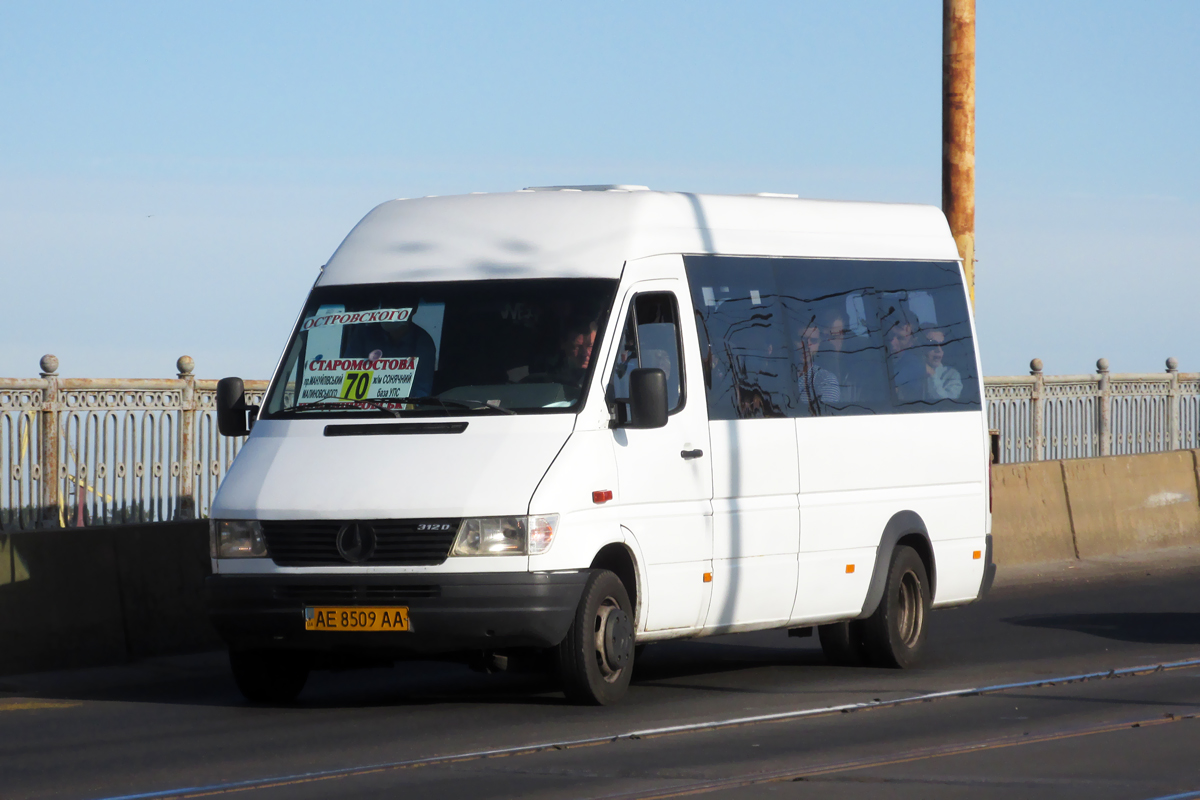 Днепропетровская область, Mercedes-Benz Sprinter W904 412D № AE 8509 AA