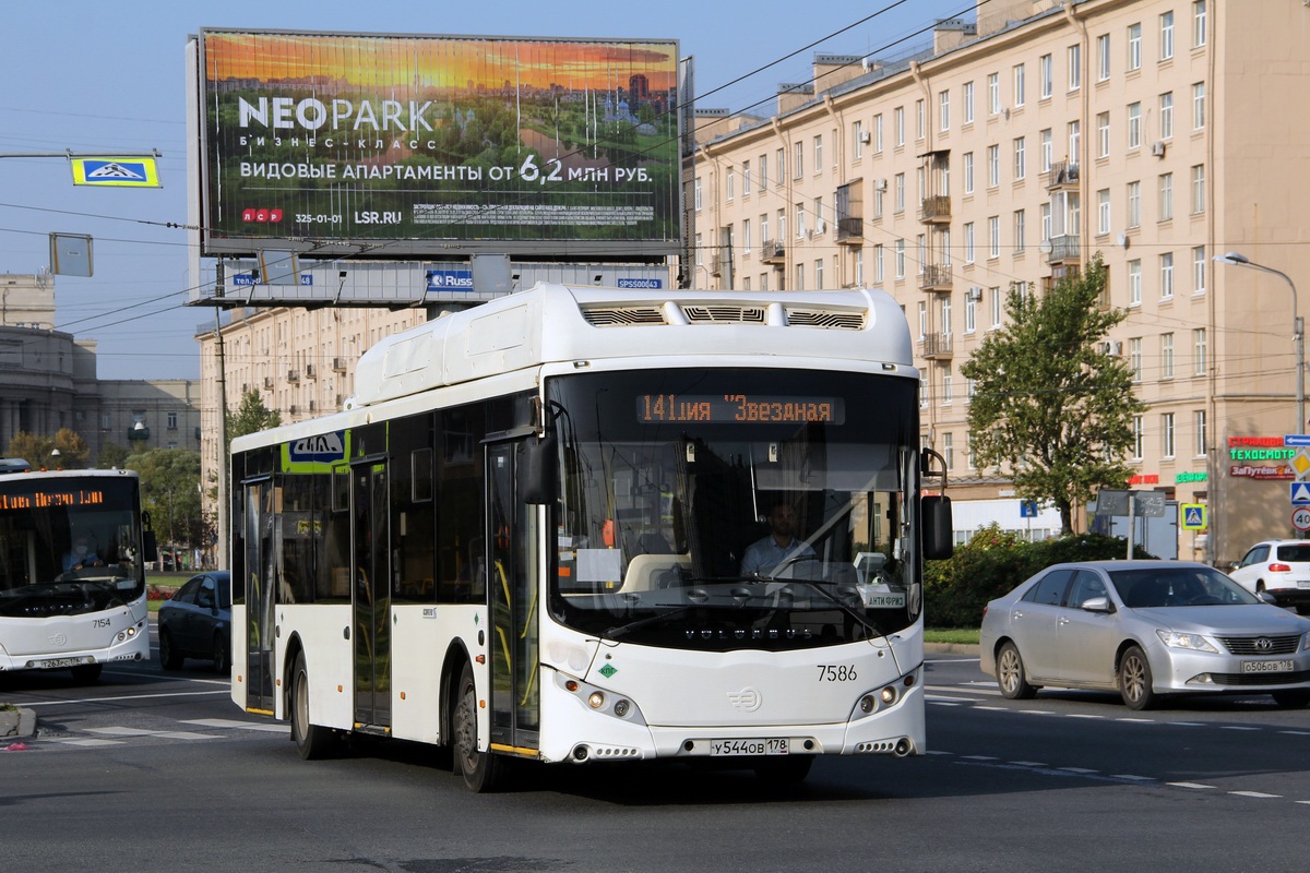 Petrohrad, Volgabus-5270.G2 (CNG) č. 7586