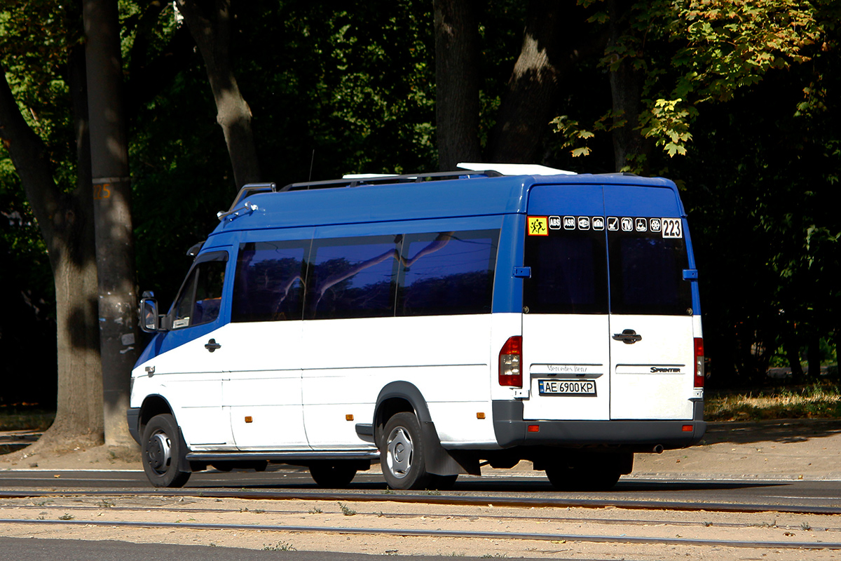 Dnepropetrovsk region, Mercedes-Benz Sprinter W904 412D Nr. AE 6900 KP