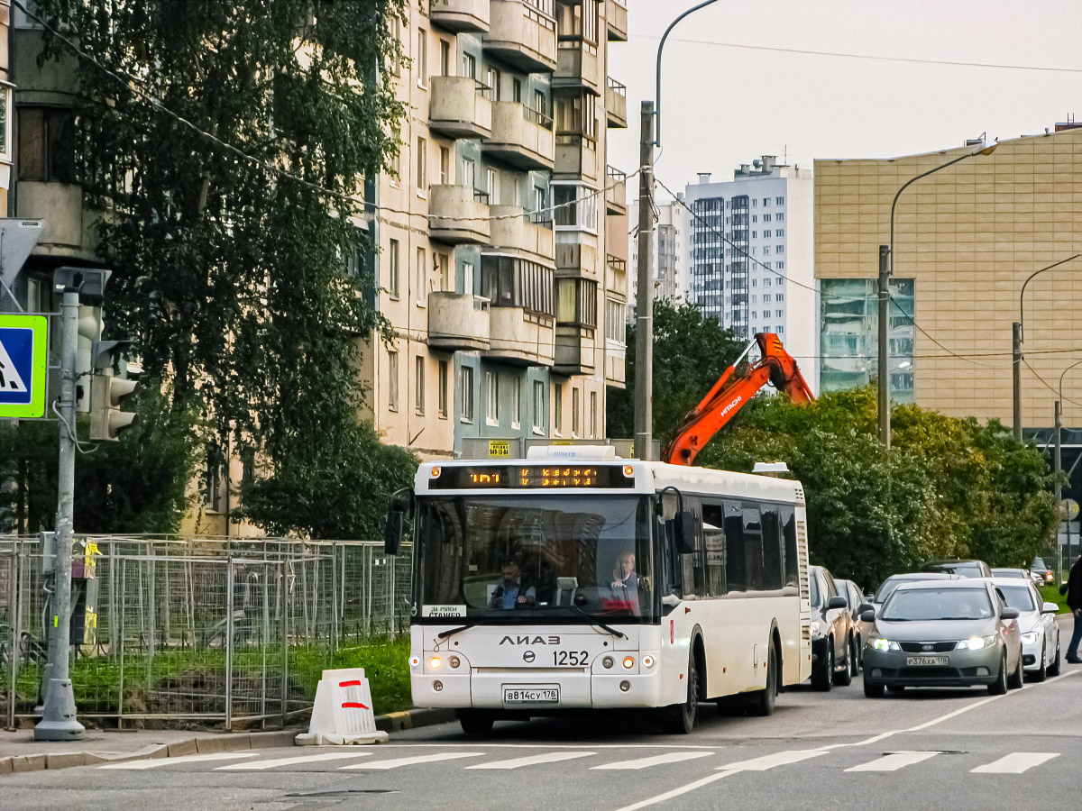 Санкт-Петербург, ЛиАЗ-5292.60 № 1252