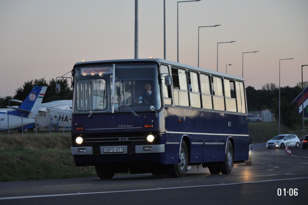 Венгрия, Ikarus 260.00 № 06-71; Венгрия — II. Ikarus Találkozó, Aeropark (2020)