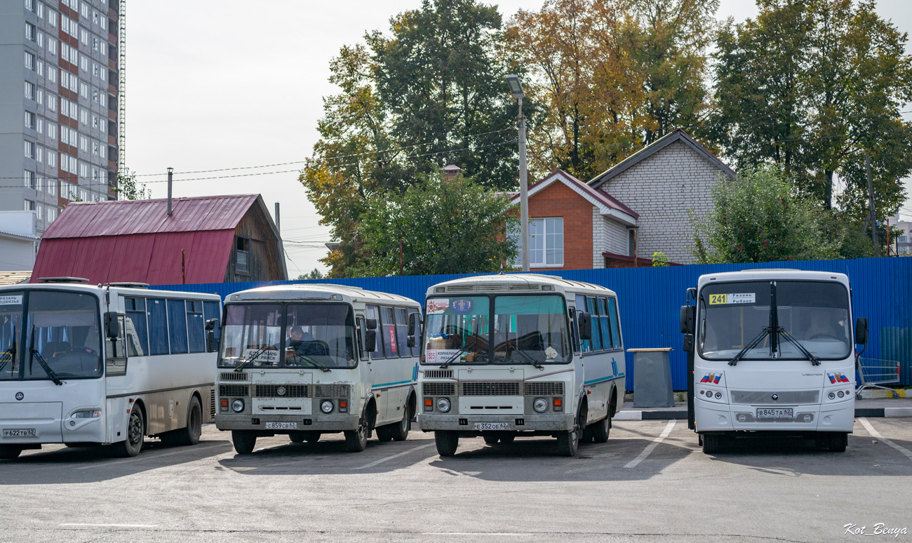 Рязанская область, ПАЗ-32053 № Е 352 ОЕ 62; Рязанская область, ПАЗ-320402-05 "Вектор" № В 845 ТА 62